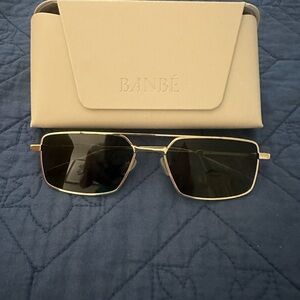 Banbe Barbara sunglasses NEW